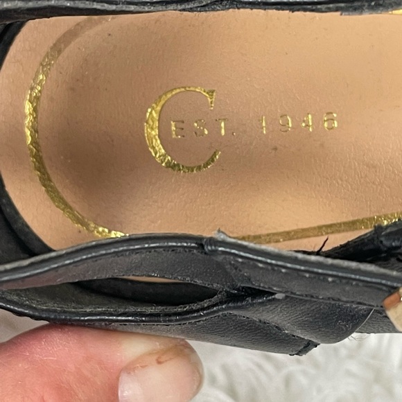 C. EST 1948 Black Embroidered Floral Buckle Sandel Flats Size 9 - Picture 5 of 7